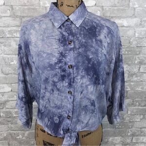 Baevely Tie-Dye Button Down Crop Top